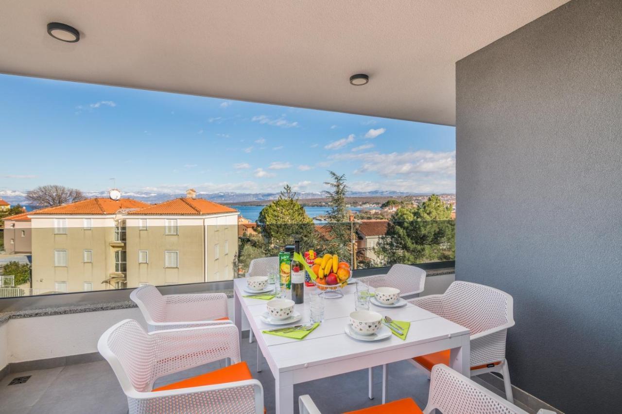 Apartments Elle Luxury Vantacici Malinska Exteriör bild