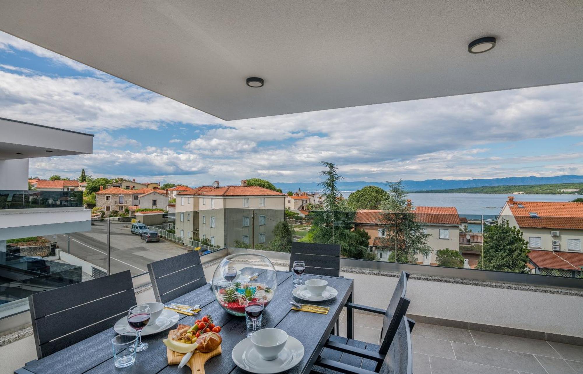 Apartments Elle Luxury Vantacici Malinska Rum bild